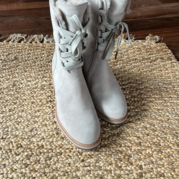 Timberland Women’s Like New Sz 7 Sienna High Waterproof Mid Boot Gray Suede - Picture 5 of 12